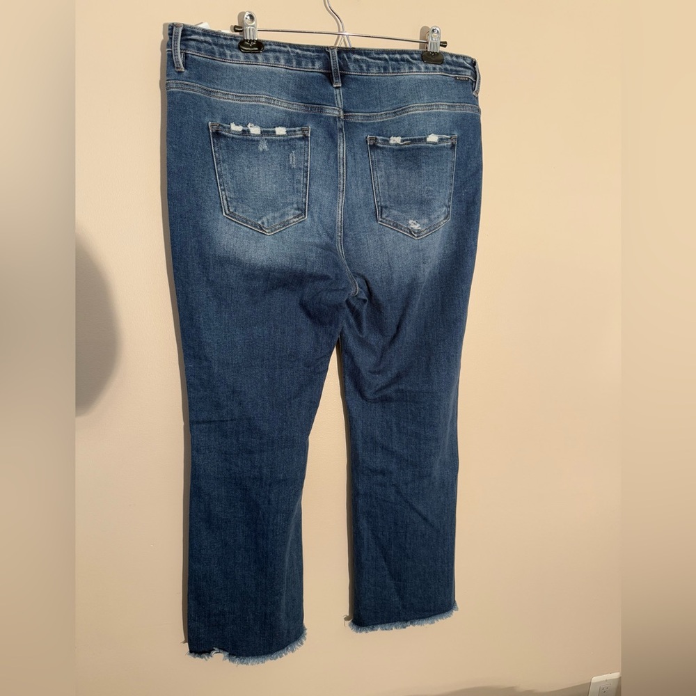 Raw-Hem Crop Distressed Jeans - Medium Blue - Picture 2 of 3